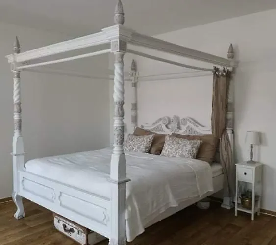 アパート Poetic *